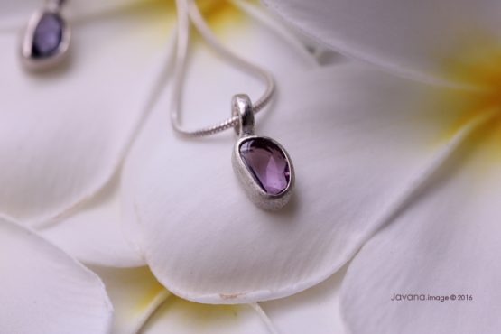 polki sapphire pendant